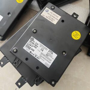 1K8 035 730 D 接口和适用于大众 高尔夫