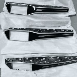 4KG 857 200 仪表台装饰条适用于奥迪A7L