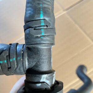 5QD121087AT 型三通.暖风水管用适用于大众