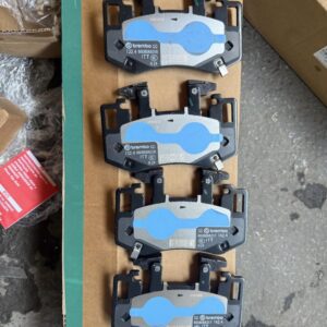 6608139653 前刹车片适用于极氪001 - 杰联莱
