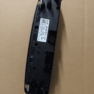 83A 820 047 B 空调面板 适用于奥迪 A3L Q2L