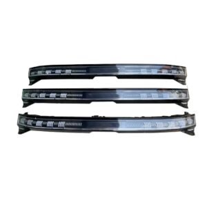 8891906357 中间尾灯适用于极氪001