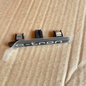 89D853191 仪表板装饰板 适用于奥迪Q5e tron