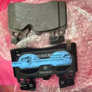 EE35011800600 前刹车片适用于阿维塔12 - 杰联莱