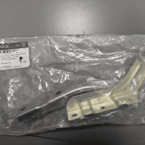 EM2E-8402610 前舱盖左铰链总成适用于比亚迪海豚
